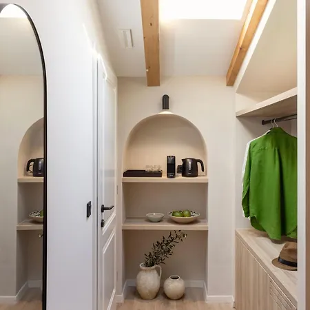 Old Town Olive Luxury For 3