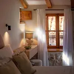 Old Town Olive Luxury For 3 Guest house 4*