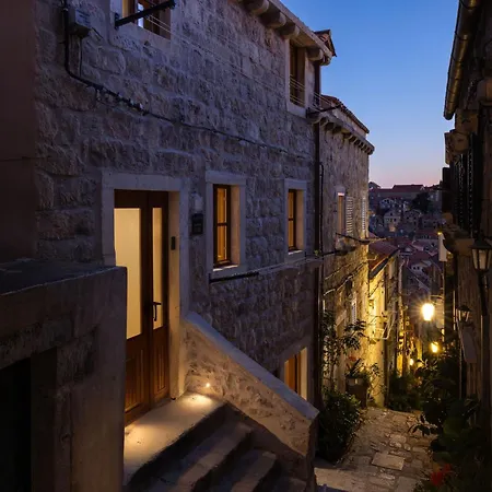 Affittacamere Old Town Olive Luxury For 3